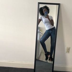 The Perfect fitting semi-high waisted jeans